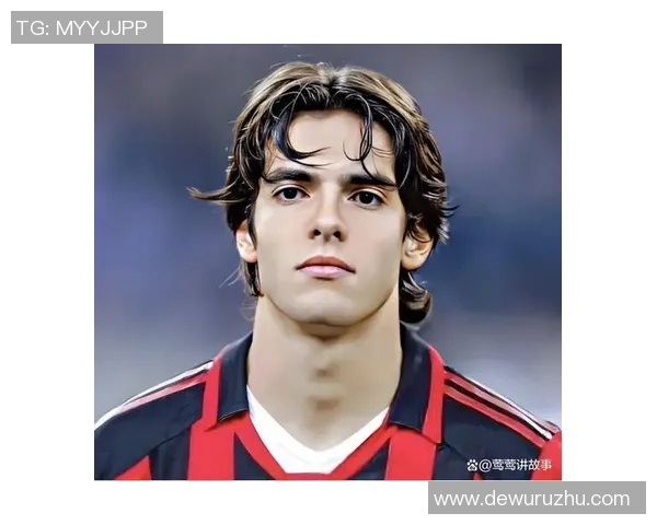 白人足球球星颜值与实力并存 成为球场内外的帅气焦点 白人足球球星颜值与实力并存 成为球场内外的帅气焦点