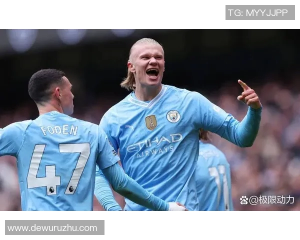 足球巨星怒火中烧瞬间引爆赛场 激烈反应成媒体热议焦点 足球巨星怒火中烧瞬间引爆赛场 激烈反应成媒体热议焦点