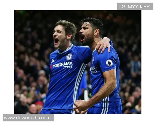 传奇足坛风云重现 老海报见证球星成长与辉煌岁月